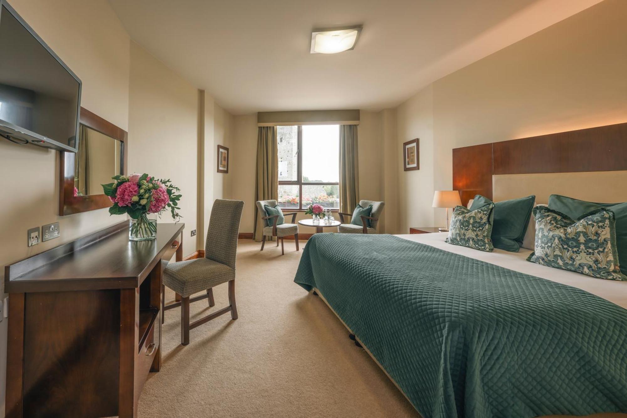 Executive Room,1576689035:JPEG